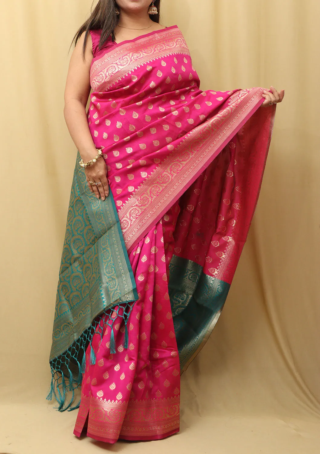 Elegant Pink Banarasi Cotton Silk Saree: A Timeless Classic