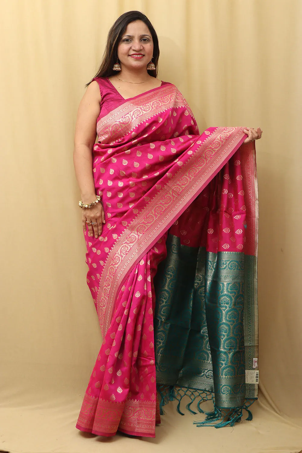 Elegant Pink Banarasi Cotton Silk Saree: A Timeless Classic